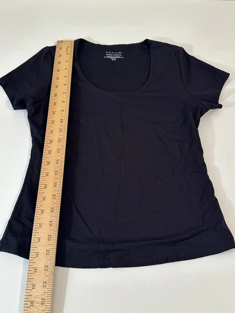 TAHARI - WOMENS - RIBBED SHORT SLEEVE SHIRT - Picture 3 of 4
